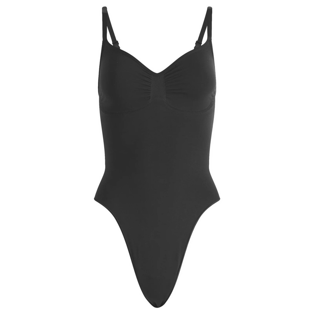 Skims seamless sculpt low back thong bodysuit onyx M